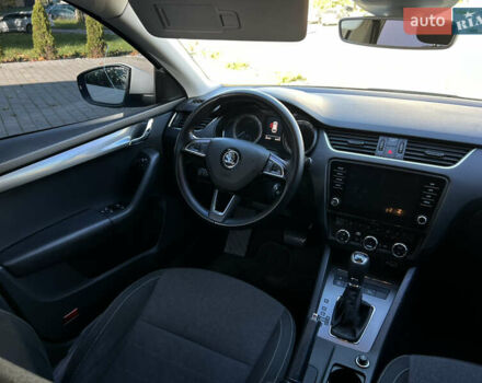 Белый Шкода Октавия, объемом двигателя 2 л и пробегом 201 тыс. км за 14300 $, фото 34 на Automoto.ua