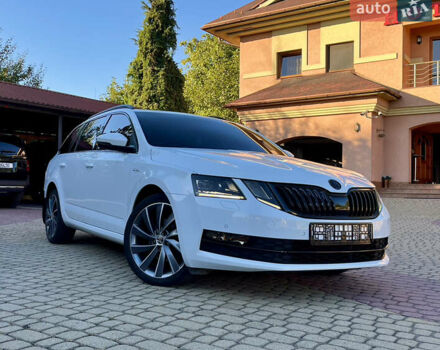Шкода Октавія 2019 у Мукачеве на Automoto.ua Білий Шкода Октавія, об'ємом двигуна 2 л та пробігом 238 тис. км за 17400 $, фото 25 на Automoto.ua