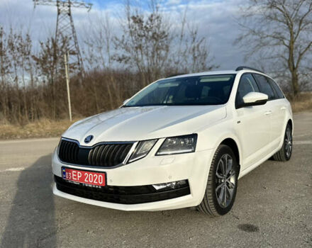 Белый Шкода Октавия, объемом двигателя 2 л и пробегом 183 тыс. км за 16650 $, фото 5 на Automoto.ua