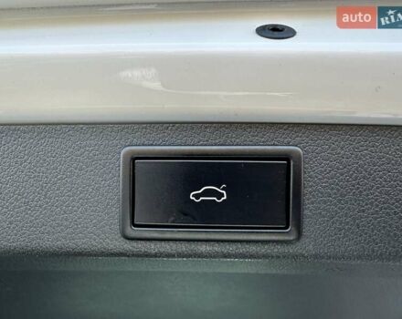 Білий Шкода Октавія, об'ємом двигуна 2 л та пробігом 184 тис. км за 16900 $, фото 22 на Automoto.ua