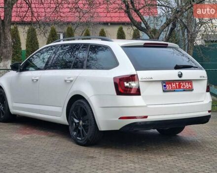 Белый Шкода Октавия, объемом двигателя 2 л и пробегом 250 тыс. км за 17950 $, фото 4 на Automoto.ua