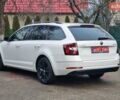 Белый Шкода Октавия, объемом двигателя 2 л и пробегом 250 тыс. км за 17950 $, фото 4 на Automoto.ua