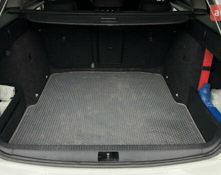 Белый Шкода Октавия, объемом двигателя 1.6 л и пробегом 262 тыс. км за 15500 $, фото 22 на Automoto.ua