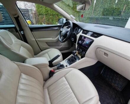 Белый Шкода Октавия, объемом двигателя 1.6 л и пробегом 77 тыс. км за 7100 $, фото 4 на Automoto.ua