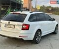 Белый Шкода Октавия, объемом двигателя 2 л и пробегом 330 тыс. км за 15800 $, фото 9 на Automoto.ua