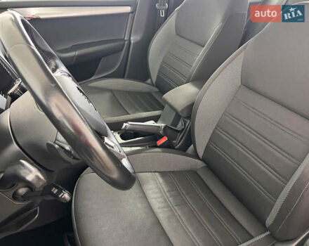 Білий Шкода Октавія, об'ємом двигуна 1.97 л та пробігом 188 тис. км за 17750 $, фото 6 на Automoto.ua