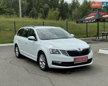 Шкода Октавія 2019 у Ирпене на Automoto.ua Білий Шкода Октавія, об'ємом двигуна 2 л та пробігом 280 тис. км за 14800 $, фото 27 на Automoto.ua