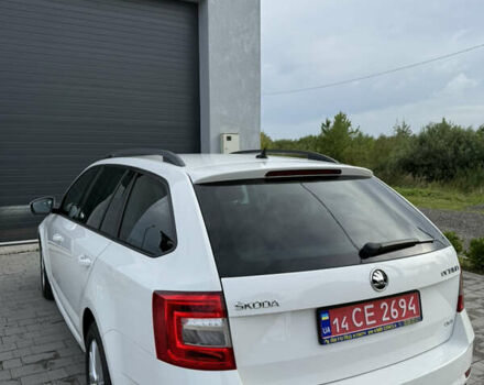 Білий Шкода Октавія, об'ємом двигуна 2 л та пробігом 192 тис. км за 15750 $, фото 13 на Automoto.ua