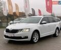 Білий Шкода Октавія, об'ємом двигуна 1.6 л та пробігом 202 тис. км за 16655 $, фото 1 на Automoto.ua
