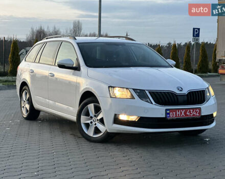 Білий Шкода Октавія, об'ємом двигуна 2 л та пробігом 217 тис. км за 14499 $, фото 15 на Automoto.ua