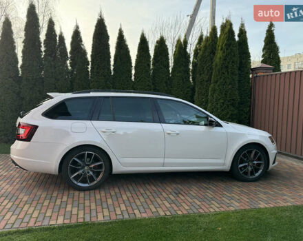 Білий Шкода Октавія, об'ємом двигуна 1.97 л та пробігом 181 тис. км за 20499 $, фото 53 на Automoto.ua