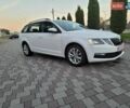 Белый Шкода Октавия, объемом двигателя 1.6 л и пробегом 218 тыс. км за 13500 $, фото 1 на Automoto.ua