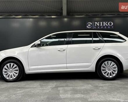 Белый Шкода Октавия, объемом двигателя 1.97 л и пробегом 148 тыс. км за 18300 $, фото 7 на Automoto.ua