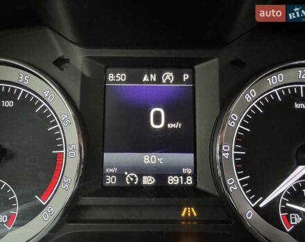 Белый Шкода Октавия, объемом двигателя 1.6 л и пробегом 196 тыс. км за 15499 $, фото 66 на Automoto.ua