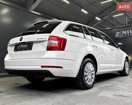 Белый Шкода Октавия, объемом двигателя 1.97 л и пробегом 148 тыс. км за 18300 $, фото 15 на Automoto.ua