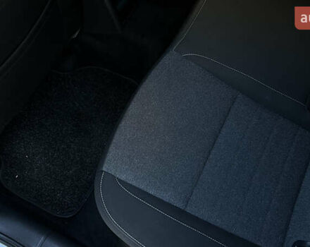 Белый Шкода Октавия, объемом двигателя 2 л и пробегом 201 тыс. км за 14300 $, фото 32 на Automoto.ua