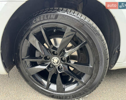 Белый Шкода Октавия, объемом двигателя 1.6 л и пробегом 196 тыс. км за 15499 $, фото 36 на Automoto.ua