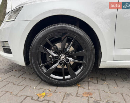 Белый Шкода Октавия, объемом двигателя 1.6 л и пробегом 196 тыс. км за 15499 $, фото 22 на Automoto.ua