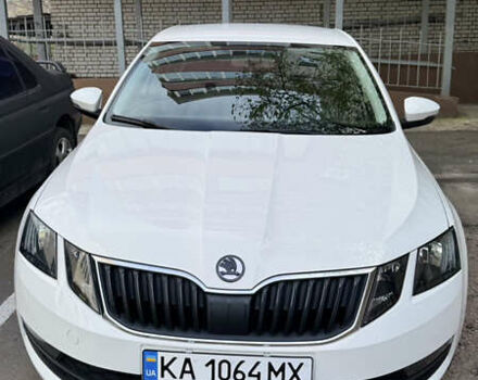 Белый Шкода Октавия, объемом двигателя 1.4 л и пробегом 75 тыс. км за 16500 $, фото 5 на Automoto.ua