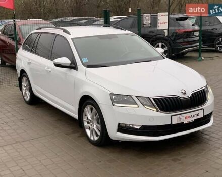 Білий Шкода Октавія, об'ємом двигуна 1.6 л та пробігом 202 тис. км за 16655 $, фото 9 на Automoto.ua
