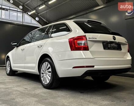 Белый Шкода Октавия, объемом двигателя 1.97 л и пробегом 148 тыс. км за 18300 $, фото 11 на Automoto.ua