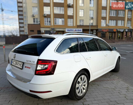 Белый Шкода Октавия, объемом двигателя 2 л и пробегом 319 тыс. км за 15500 $, фото 15 на Automoto.ua