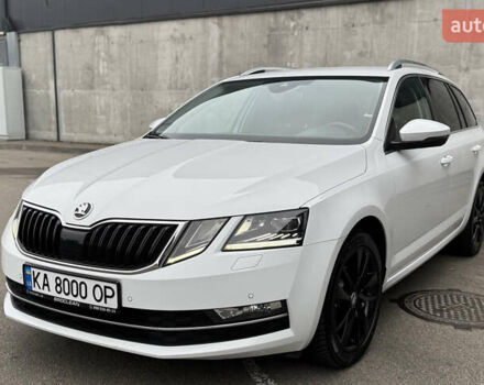 Белый Шкода Октавия, объемом двигателя 1.6 л и пробегом 196 тыс. км за 15499 $, фото 9 на Automoto.ua
