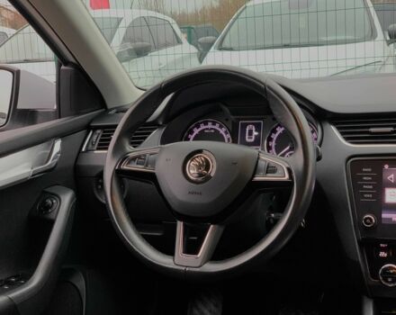 Білий Шкода Октавія, об'ємом двигуна 1.6 л та пробігом 202 тис. км за 16655 $, фото 14 на Automoto.ua