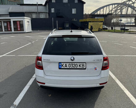 Білий Шкода Октавія, об'ємом двигуна 1.6 л та пробігом 249 тис. км за 14000 $, фото 6 на Automoto.ua