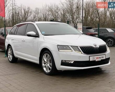 Білий Шкода Октавія, об'ємом двигуна 1.6 л та пробігом 202 тис. км за 16655 $, фото 8 на Automoto.ua