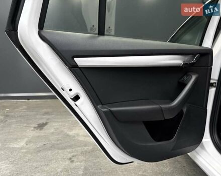 Белый Шкода Октавия, объемом двигателя 1.97 л и пробегом 148 тыс. км за 18300 $, фото 35 на Automoto.ua