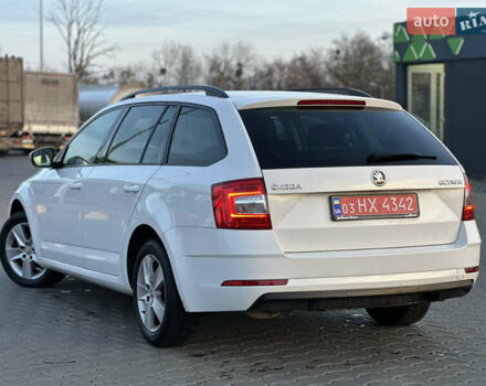 Білий Шкода Октавія, об'ємом двигуна 2 л та пробігом 217 тис. км за 14499 $, фото 17 на Automoto.ua