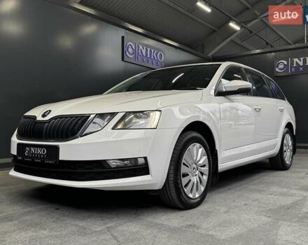 Белый Шкода Октавия, объемом двигателя 1.97 л и пробегом 148 тыс. км за 18300 $, фото 3 на Automoto.ua