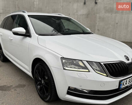 Белый Шкода Октавия, объемом двигателя 1.6 л и пробегом 196 тыс. км за 15499 $, фото 11 на Automoto.ua