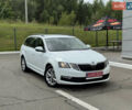 Шкода Октавія 2019 у Ирпене на Automoto.ua Білий Шкода Октавія, об'ємом двигуна 2 л та пробігом 280 тис. км за 14800 $, фото 1 на Automoto.ua