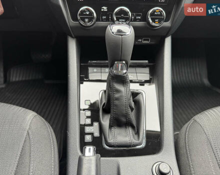 Белый Шкода Октавия, объемом двигателя 1.6 л и пробегом 196 тыс. км за 15499 $, фото 64 на Automoto.ua