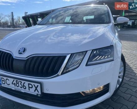 Белый Шкода Октавия, объемом двигателя 1.97 л и пробегом 185 тыс. км за 18500 $, фото 1 на Automoto.ua