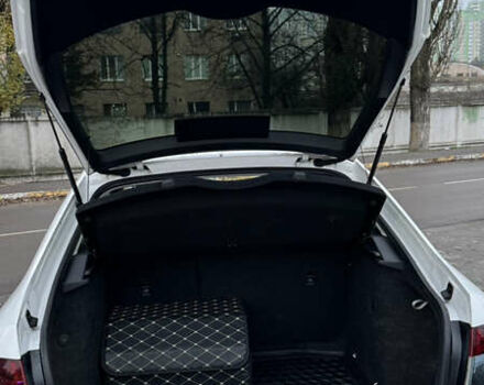 Белый Шкода Октавия, объемом двигателя 1.4 л и пробегом 75 тыс. км за 16500 $, фото 18 на Automoto.ua