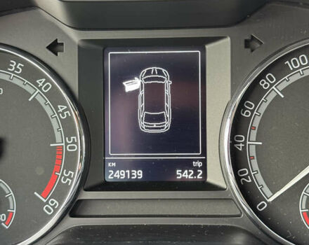 Білий Шкода Октавія, об'ємом двигуна 1.6 л та пробігом 249 тис. км за 14000 $, фото 23 на Automoto.ua