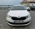 Белый Шкода Октавия, объемом двигателя 1.6 л и пробегом 233 тыс. км за 15600 $, фото 1 на Automoto.ua