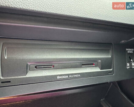 Белый Шкода Октавия, объемом двигателя 1.6 л и пробегом 196 тыс. км за 15499 $, фото 78 на Automoto.ua