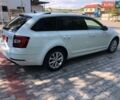 Білий Шкода Октавія, об'ємом двигуна 2 л та пробігом 289 тис. км за 15490 $, фото 11 на Automoto.ua