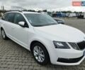 Белый Шкода Октавия, объемом двигателя 1.6 л и пробегом 179 тыс. км за 13999 $, фото 1 на Automoto.ua