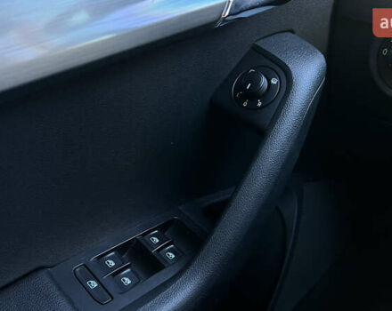 Белый Шкода Октавия, объемом двигателя 2 л и пробегом 201 тыс. км за 14300 $, фото 19 на Automoto.ua