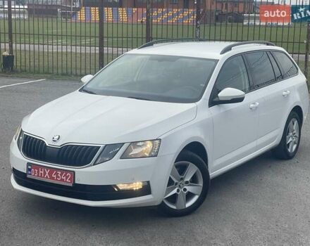 Білий Шкода Октавія, об'ємом двигуна 2 л та пробігом 218 тис. км за 13999 $, фото 16 на Automoto.ua