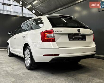 Белый Шкода Октавия, объемом двигателя 1.97 л и пробегом 148 тыс. км за 18300 $, фото 12 на Automoto.ua