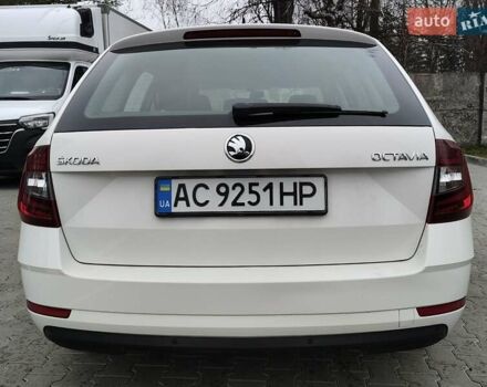 Білий Шкода Октавія, об'ємом двигуна 1.97 л та пробігом 198 тис. км за 14750 $, фото 14 на Automoto.ua