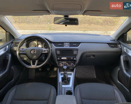 Білий Шкода Октавія, об'ємом двигуна 1.4 л та пробігом 186 тис. км за 12300 $, фото 18 на Automoto.ua