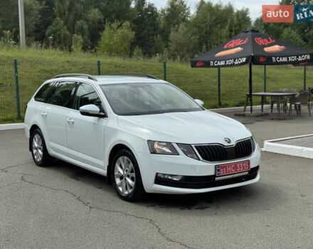 Шкода Октавія 2019 у Ирпене на Automoto.ua Білий Шкода Октавія, об'ємом двигуна 2 л та пробігом 280 тис. км за 14800 $, фото 55 на Automoto.ua