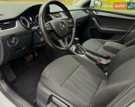 Белый Шкода Октавия, объемом двигателя 1.6 л и пробегом 196 тыс. км за 15499 $, фото 34 на Automoto.ua